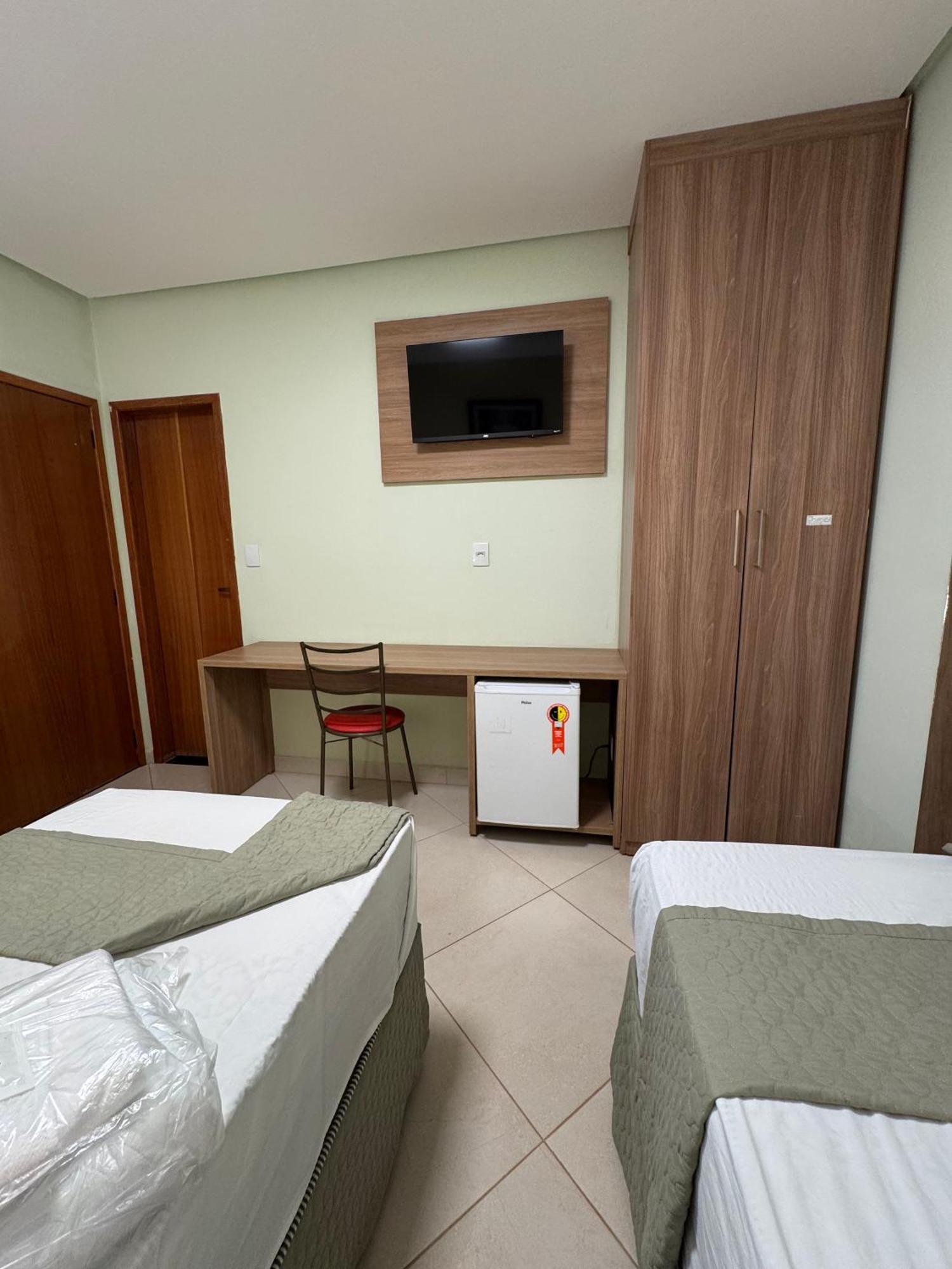 Domus Hotel Trindade Canaa Dos Carajas Экстерьер фото